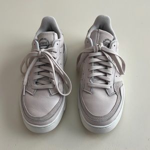 Adidas Sneakers size 6 1/2, pale pink/purple color